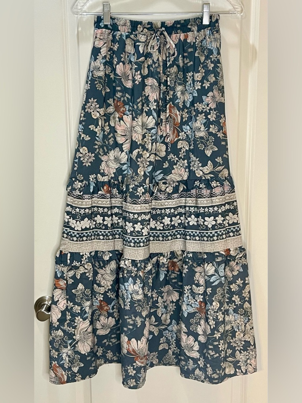 Sienna Sky Boho Floral Tiered Maxi Skirt Size Small
